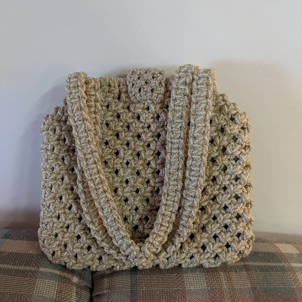 hand made macrame purse